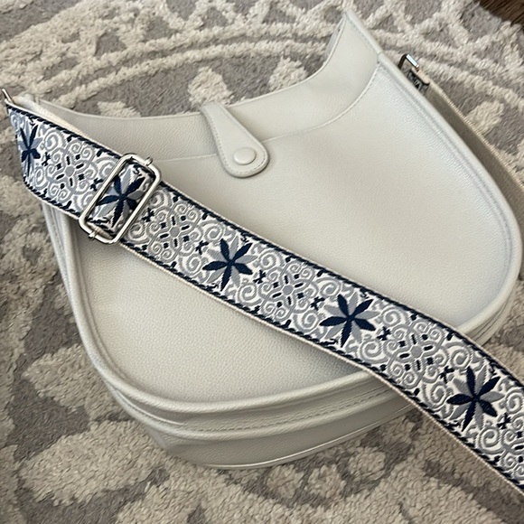 Authentic ah•dorned bag gray with silver clasps - Picture 11 of 11